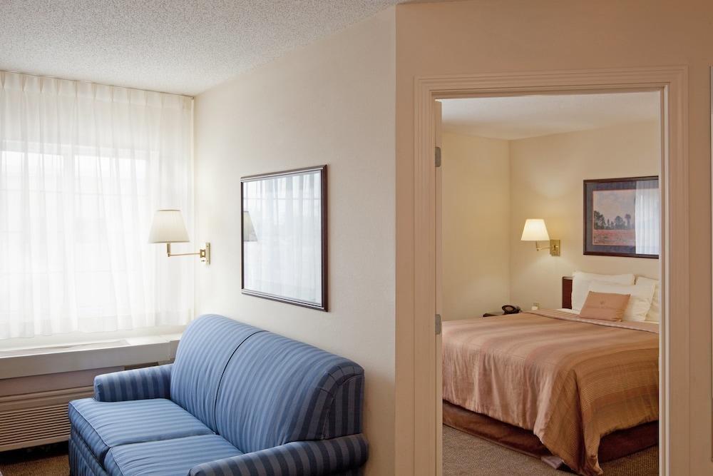 Sonesta Simply Suites Boston Braintree Extérieur photo