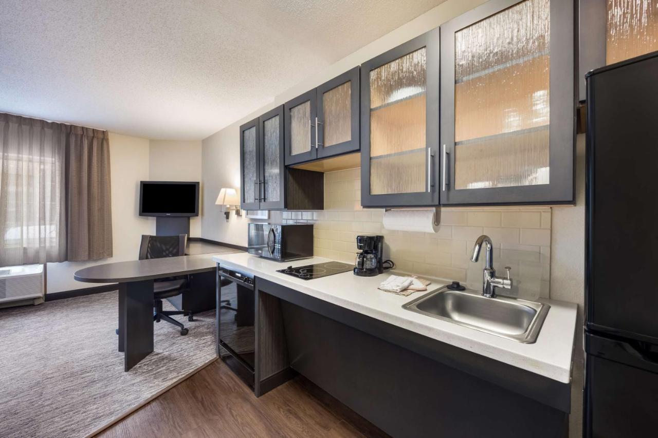 Sonesta Simply Suites Boston Braintree Extérieur photo